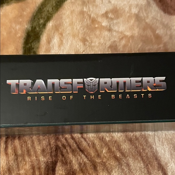 Transformers Optimus Prime Model Kit - Picture 3 of 7